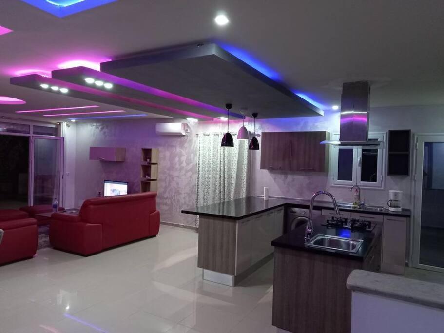 Magnifique Villa Avec Piscine Sur L'Ile De Djerba Pour Vacances Arkou Ngoại thất bức ảnh